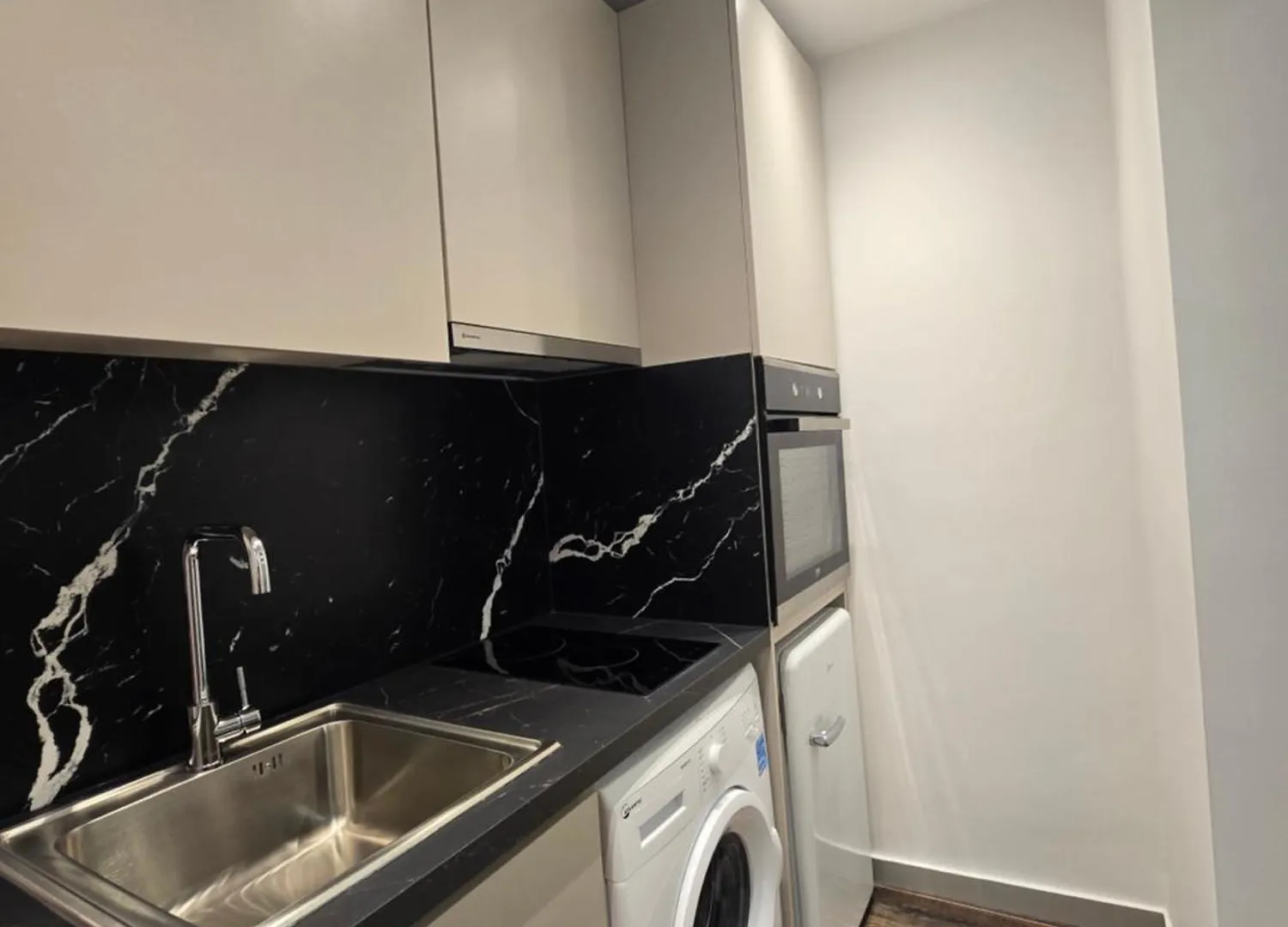 Azure 2-Apartments Stay Τίρανα Αλβανία